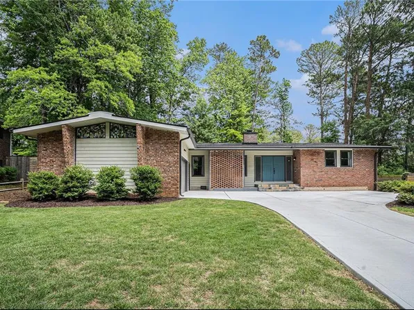 4469 Huntington Cir, Atlanta, GA 30338