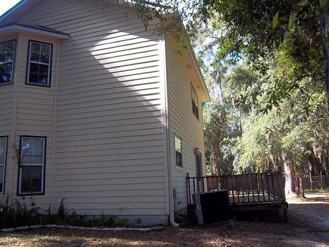 2nd image of 304 Bayard Ct