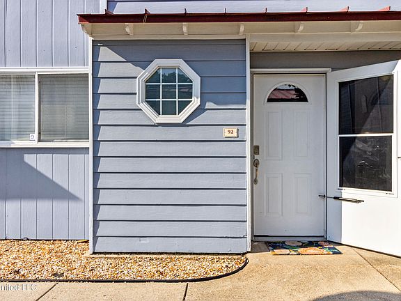4th image of 1664 Beach Blvd #92