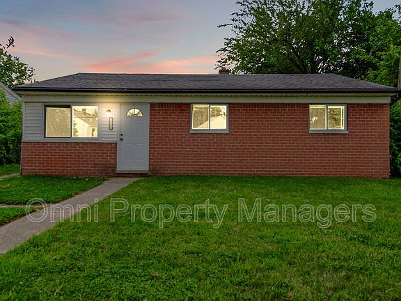 3rd image of 21732 Wellington Ave