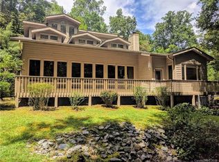 2011 Pleasant Grove Church Rd, Hendersonville, NC 28739