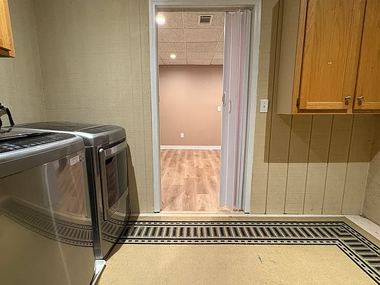 1002 Oak Way — Photo 22