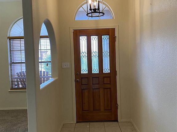 3rd image of 2465 Cherry Hills Dr