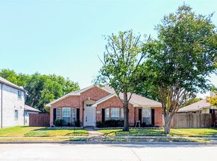 4214 Evinrude Dr, Rowlett, TX 75088