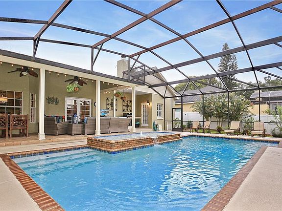 3rd image of 4639 Woodlands Village Dr