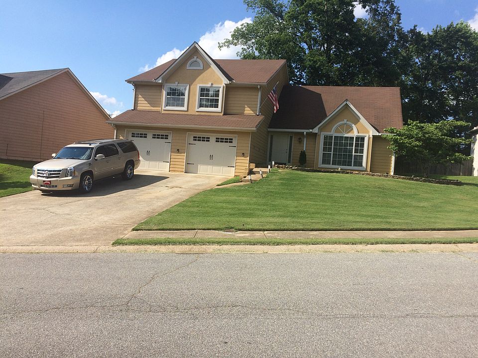 1st image of 3304 Shady Woods Cir