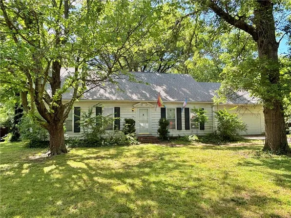 720 S Chestnut St, Pittsburg, KS 66762