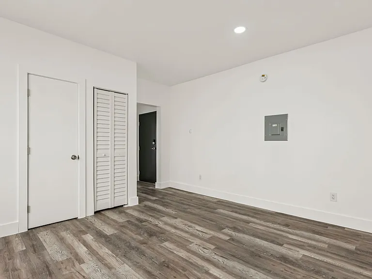 The Andes Apartments — Photo 7