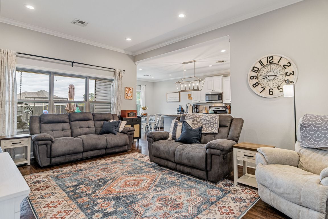 next background image