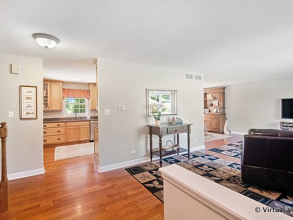 3rd image of 40W579 S Bridle Creek Dr
