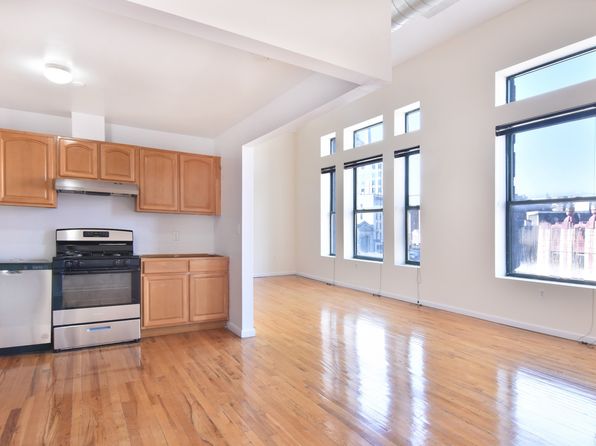 12 N Broadway #4A-1