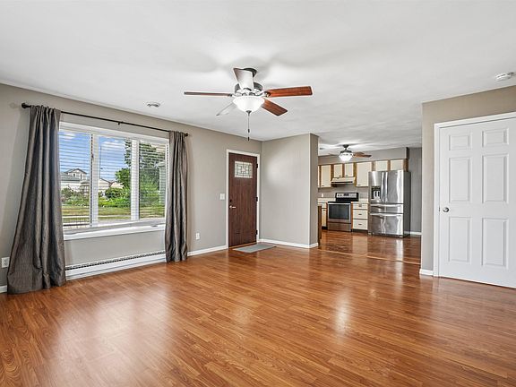 5th image of 1918 New Vienna Rd