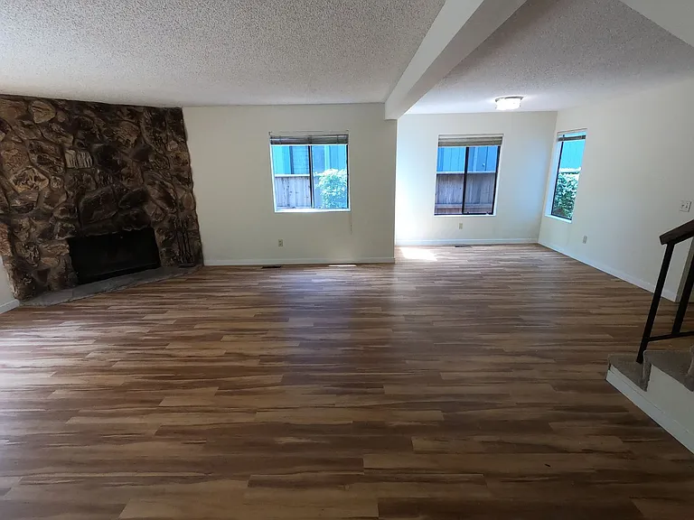 46 Aronia Ln — Photo 3