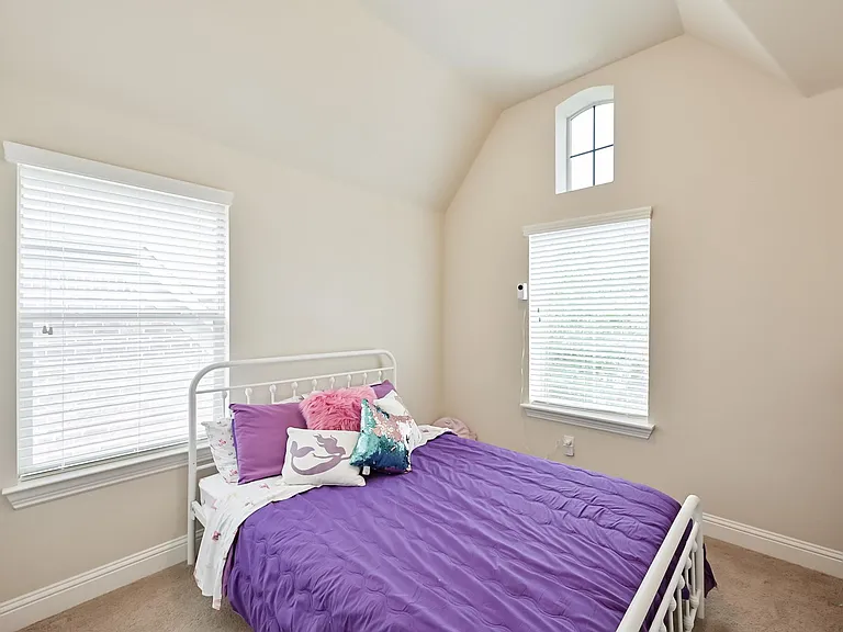 8321 Inverness — Photo 33