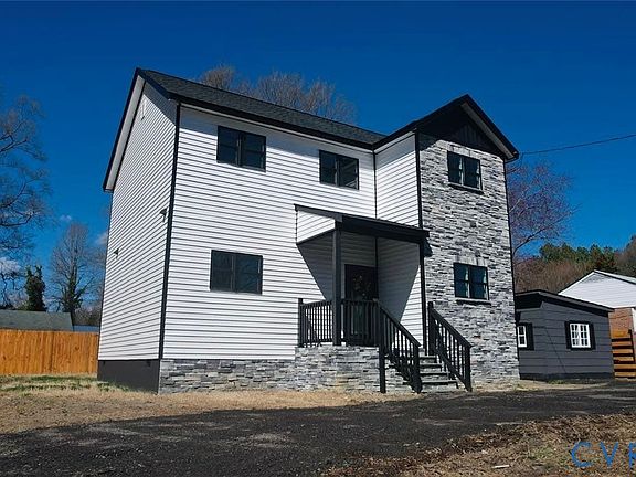 3rd image of 1952 Powell Rd