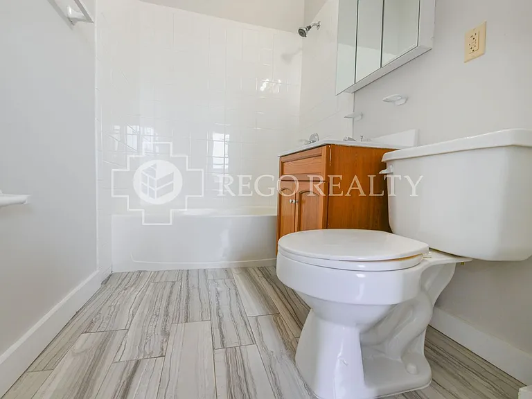 291 Buckingham St / Luca Investments LLC — Photo 21