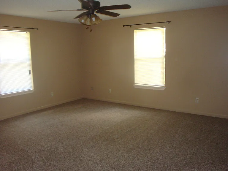 1301 S 10th St #AB — Photo 5