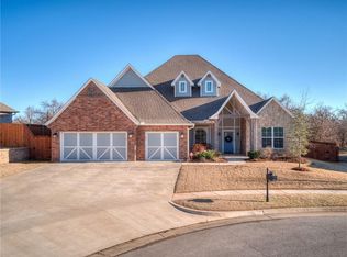 912 NW 184th Ct, Edmond, OK 73012