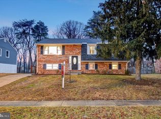 922 Jay Ct, Glen Burnie, MD 21061