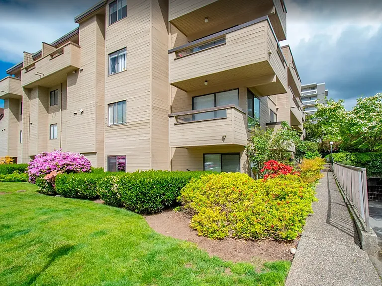 1363 Clyde Ave #118 — Photo 6