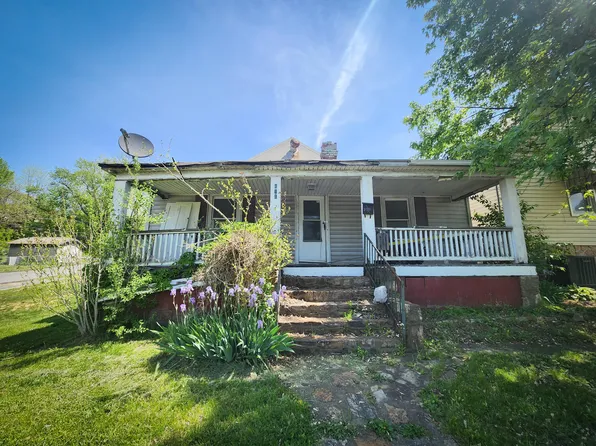 411 N Alleghany Ave, Covington, VA 24426