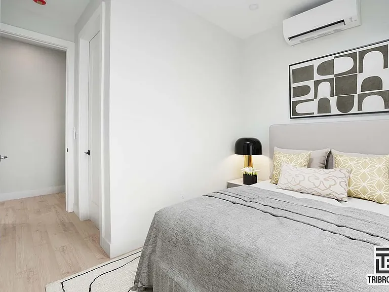 86 Manhattan Ave #3C — Photo 4