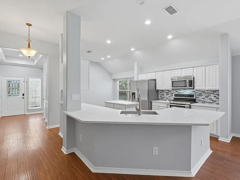 18 Mulberry Glen Pl — Photo 18