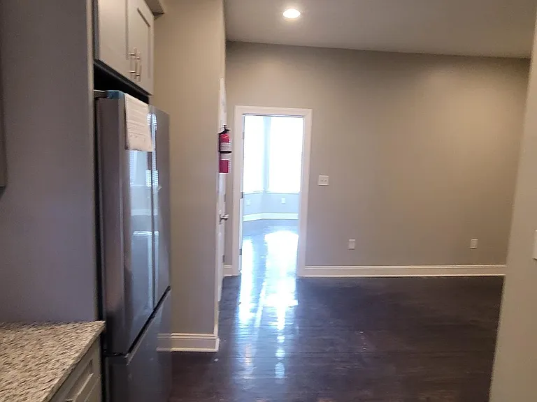 4233 Lancaster Ave #2 — Photo 7