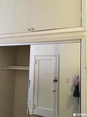 Rented by Oxford Property Group | media 34