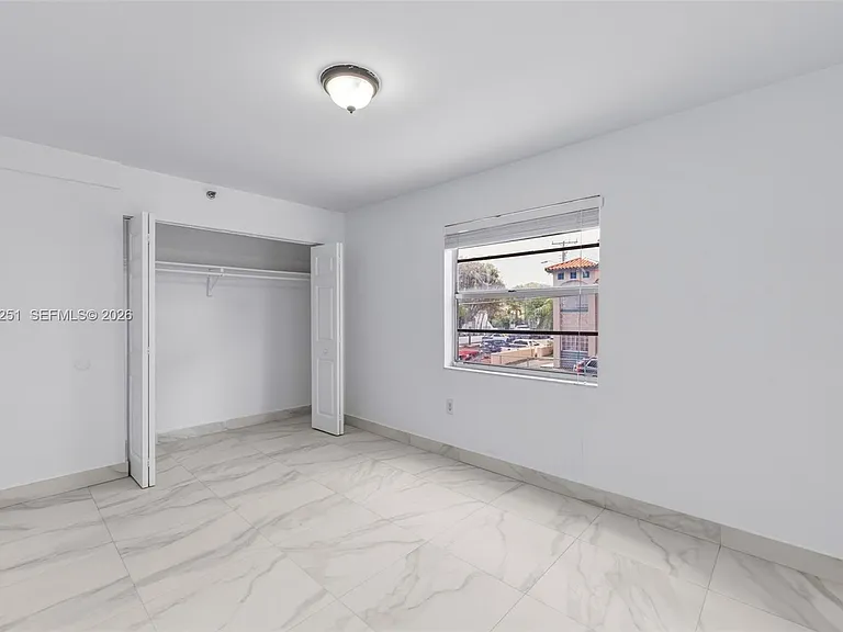 140 NW 14th Ave #9 — Photo 13