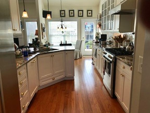 5th image of 540 Silverbrook Ct