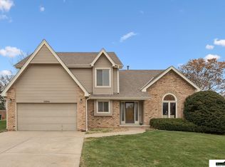 14906 Cuming St, Omaha, NE 68154