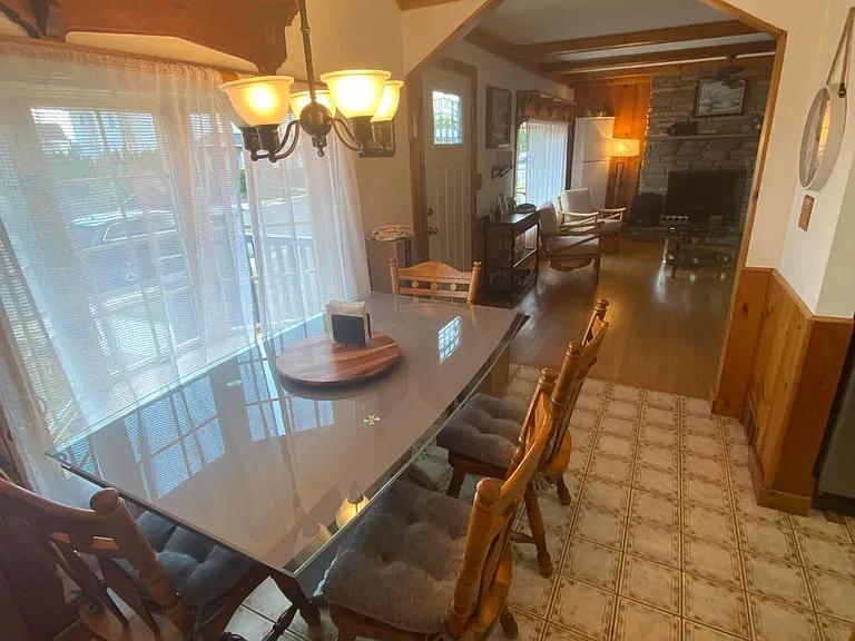 7 Campbell Ct — Photo 8