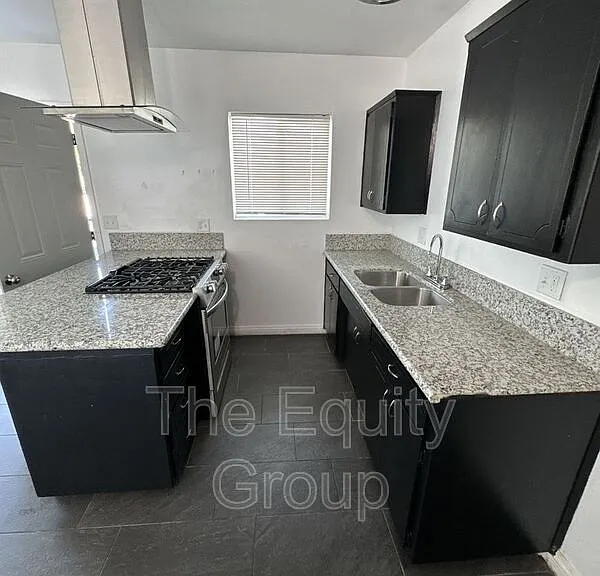 510 N Encina St #F — Photo 4