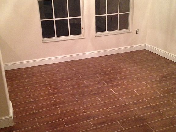 2nd image of 2290 Lacourt Ln