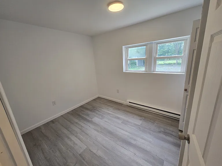 8 E Main St #1 — Photo 7