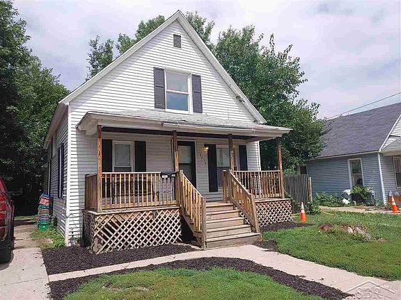 2nd image of 1716 Wood St