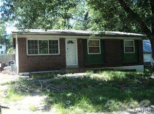 10049 Clairmont Dr, Saint Louis, MO