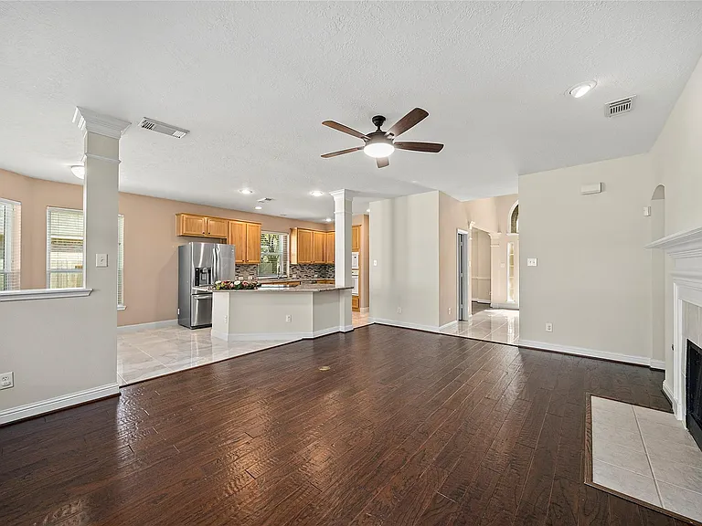 22430 Water Edge Ln — Photo 9