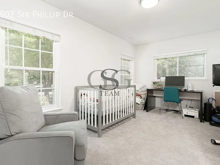 2902 Sir Phillip Dr — Photo 6