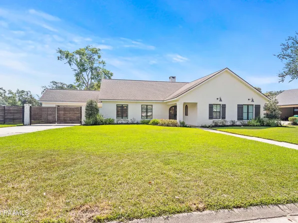 301 Kings Rd, Lafayette, LA 70503