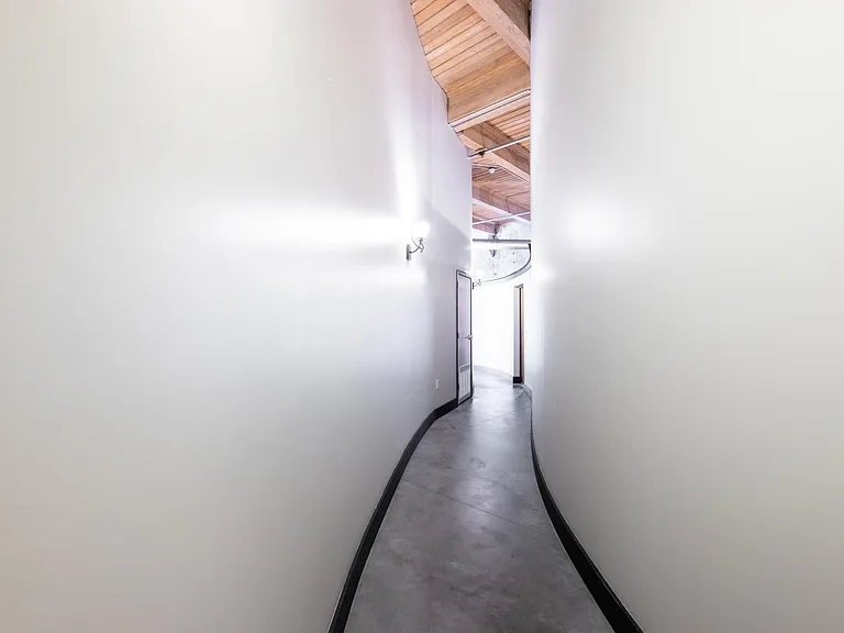 1113 Washington Ave #210 — Photo 15