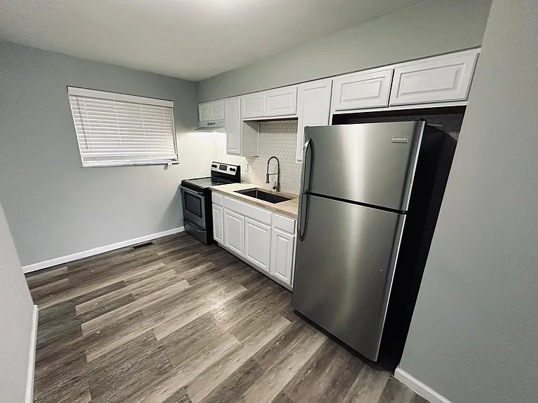 10134 Douglas Ct #10134 — Photo 4