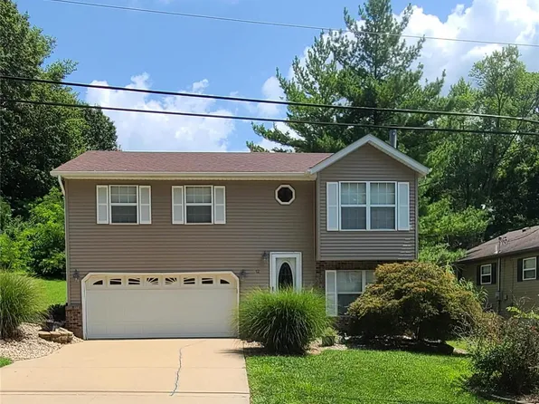 12 Davis Pl, Collinsville, IL 62234