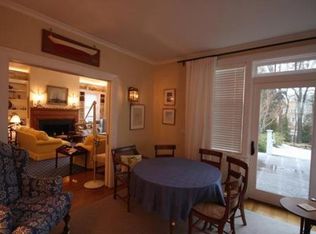 1 Featherbed Ln, Dartmouth, MA 02748