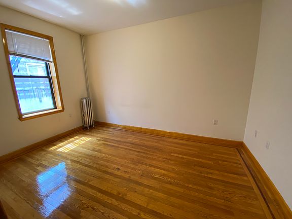 5th image of 29-6 21st Ave #4J