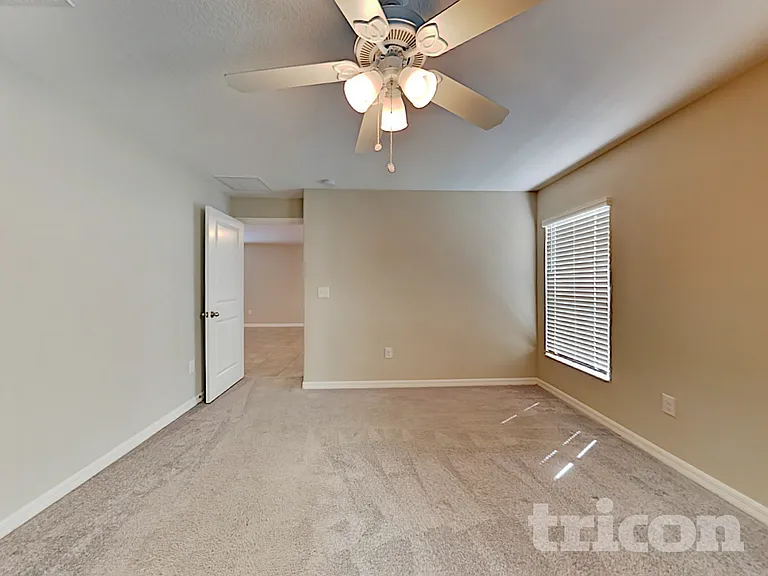 1724 Broad Winged Hawk Dr — Photo 33