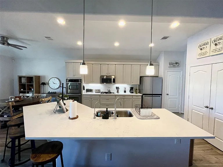 22626 Fanwick Dr — Photo 11