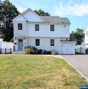 152 W Clinton Ave, Tenafly, NJ, 07670