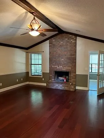 409 Hines Dr — Photo 4